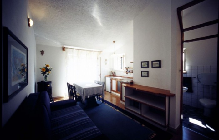 Apartamenti Bojana: A6 - 2+2 