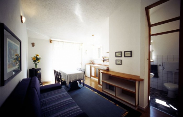 Apartamenti Bojana: A6 - 2+2 