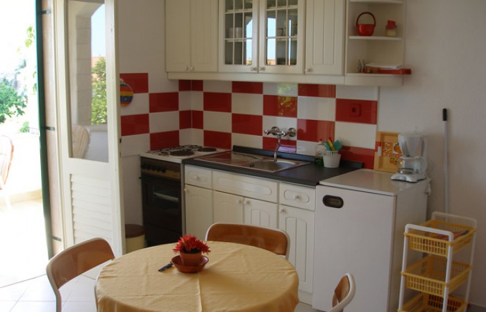 Apartmani Dina: A 2 