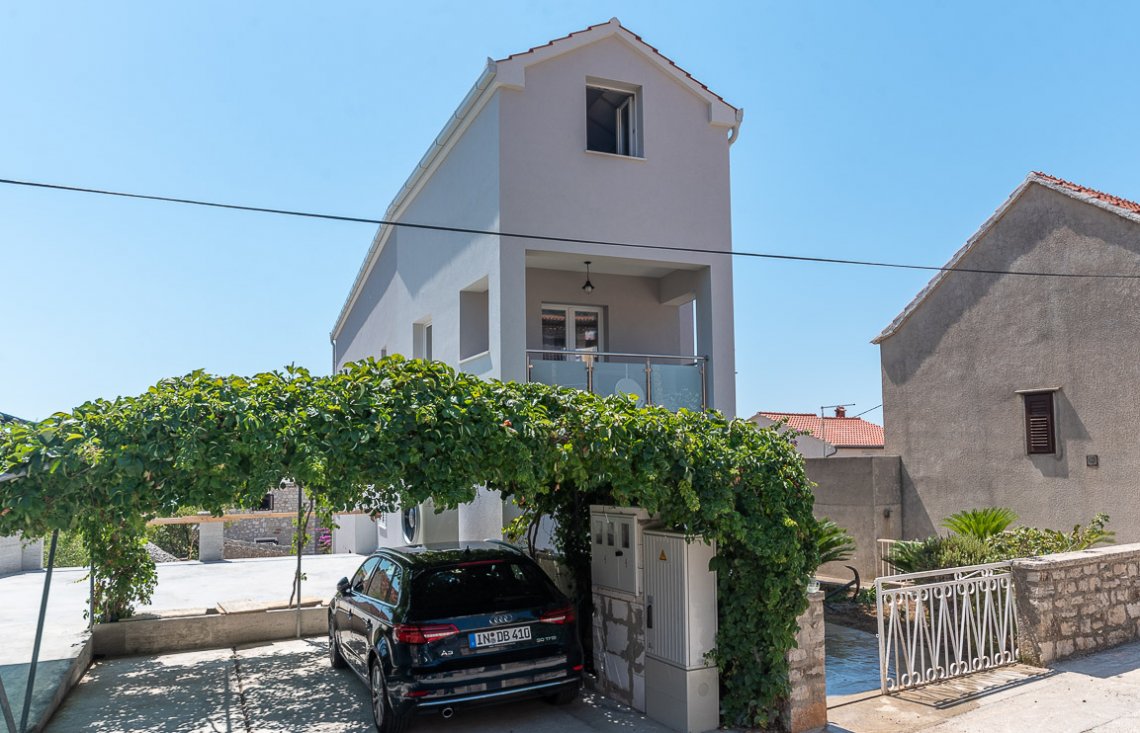 Apartments Krunić