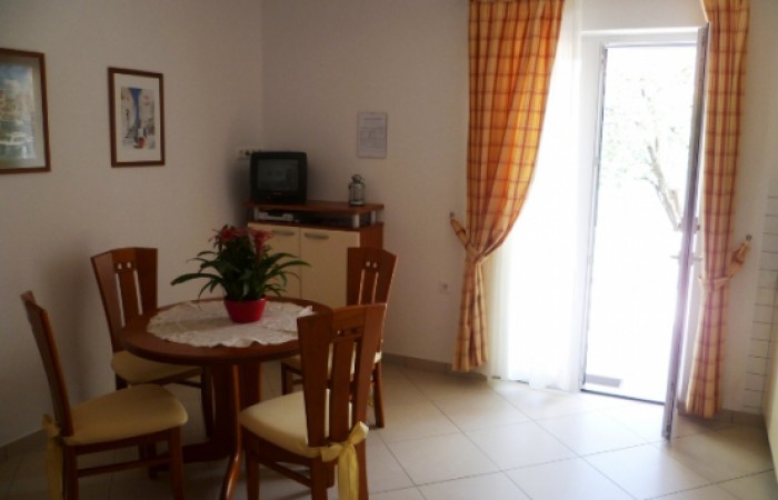 Apartamenti Mija: A5 (2+2) 